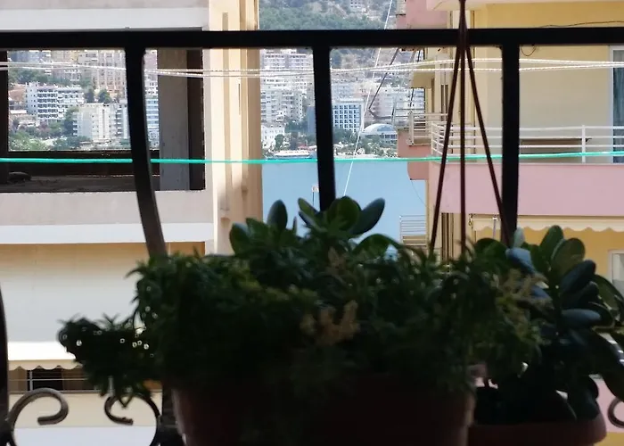 Down Town Luxury Apartment
